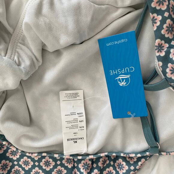 CUPSHE One Piece Square Neck Ruched Belted - Size Extra Large - Picture 7 of 8